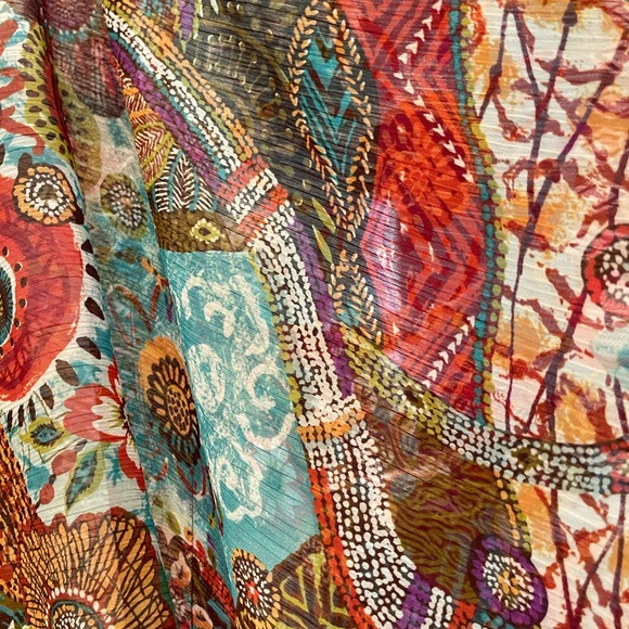 Susan Graver Batwing V-Neck Printed Scarf Top 2X (22-24) Multi-Color - Picture 6 of 9